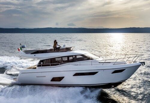 Ferretti_Yachts_450